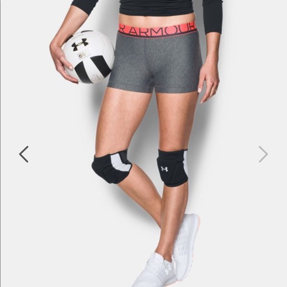 Under Armour Strive Volleyball Knee Pads - Picture 2 of 4